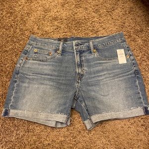 Gap Size 29 New with Tags Denim Shorts